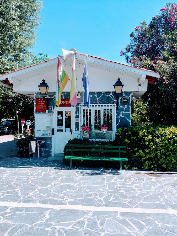 Bungalows & Albergue La Playa لوغرونيو المظهر الخارجي الصورة